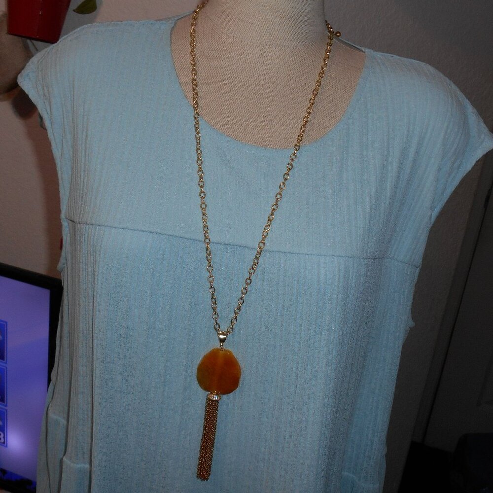 NEW LUCORAL 22" HONEYCOMB CALCITE STONE GOLD TONE TASSEL CHAIN NECKLACE JEWELRY